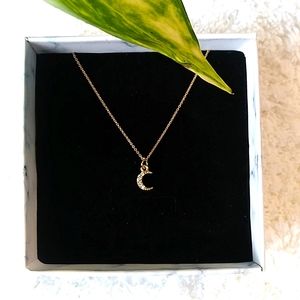 Little Moon Necklace 18 k Gold plated